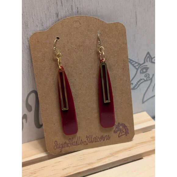Jewel Tone Burgundy Dangle Earrings - Picture 4 of 4